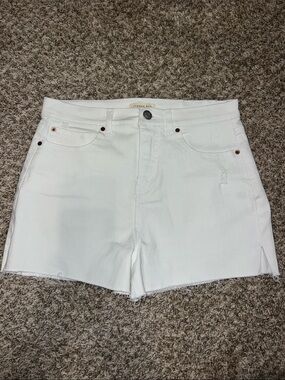 Fresh! Women's Copper Key Classic White Frayed Denim Shorts